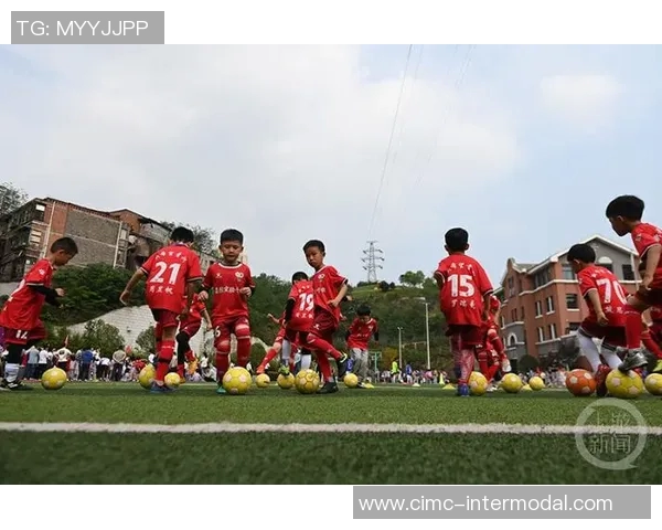年轻足球明星阵容汇聚新生力量展现未来足坛无限可能 年轻足球明星阵容汇聚新生力量展现未来足坛无限可能