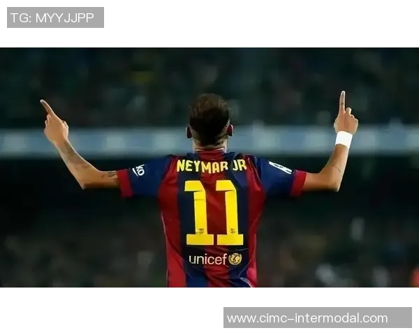 内马尔颜值与球场魅力并存足球明星的时尚风采与个人魅力解析 内马尔颜值与球场魅力并存足球明星的时尚风采与个人魅力解析